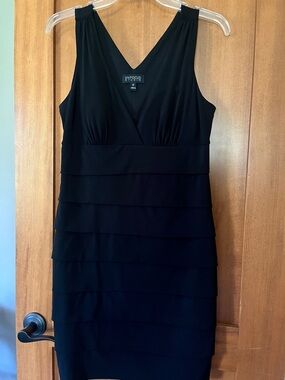 Enfocus Studio Black Sleeveless V-Neck Tiered Mini Dress